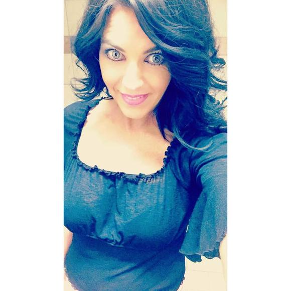 Meet your Posher, Diana - Picture 1 of 1